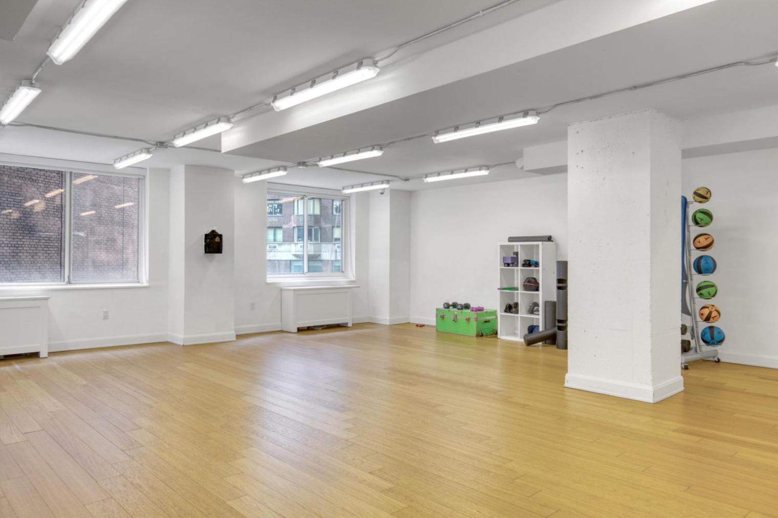 Pangsapuri Midtown East 2br W Gym Roofdeck Nr Parks Nyc-1207